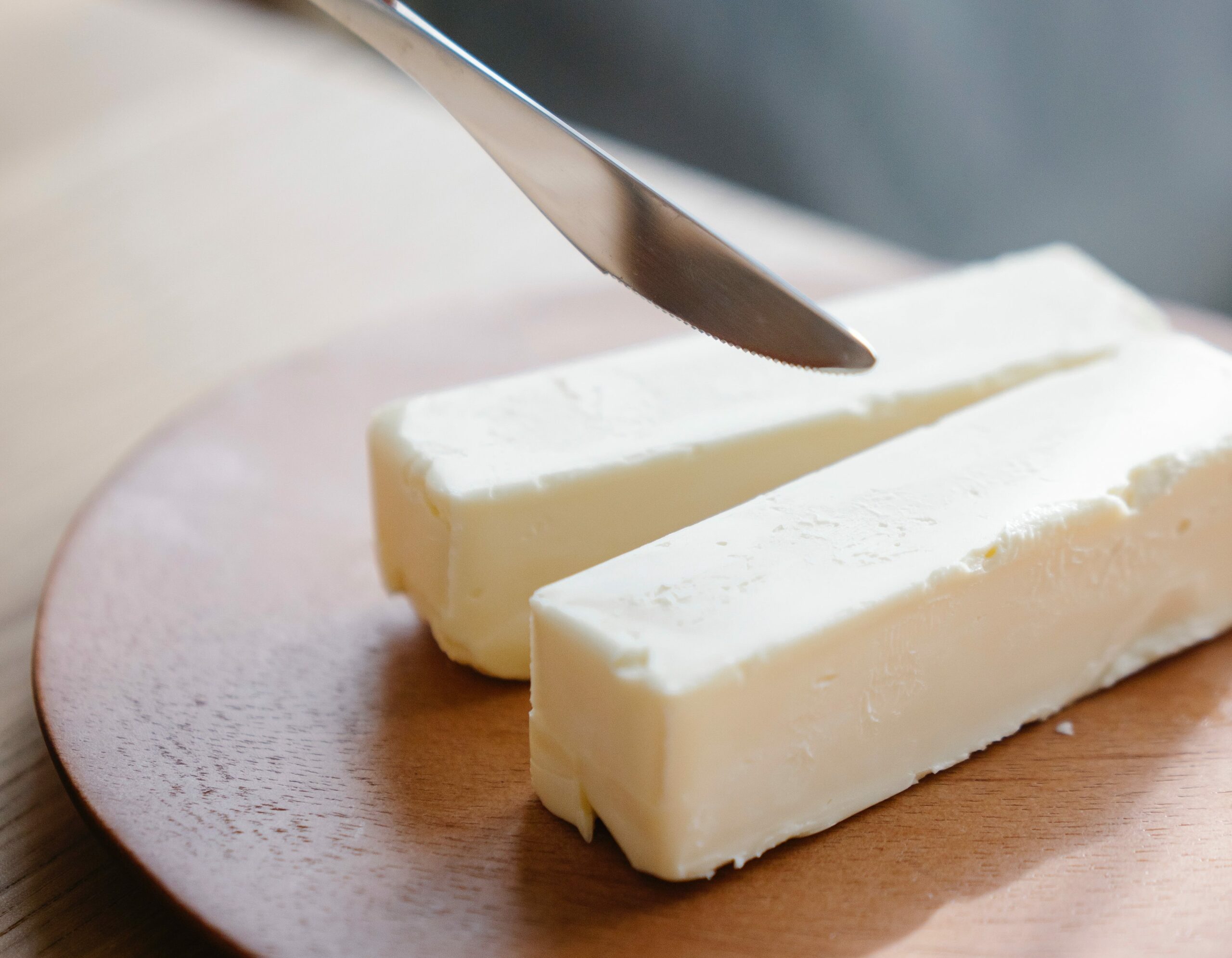 Изменение сливочного масла. Алтайский сыр монт. Гастрономический фестиваль сыра "как сыр в масле". Butter. Как сыр в масле анонс фестиваля.