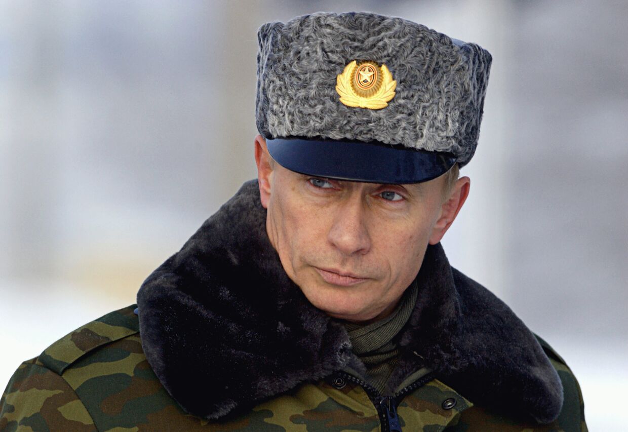 Путин Владимир Владимирович в военной форме